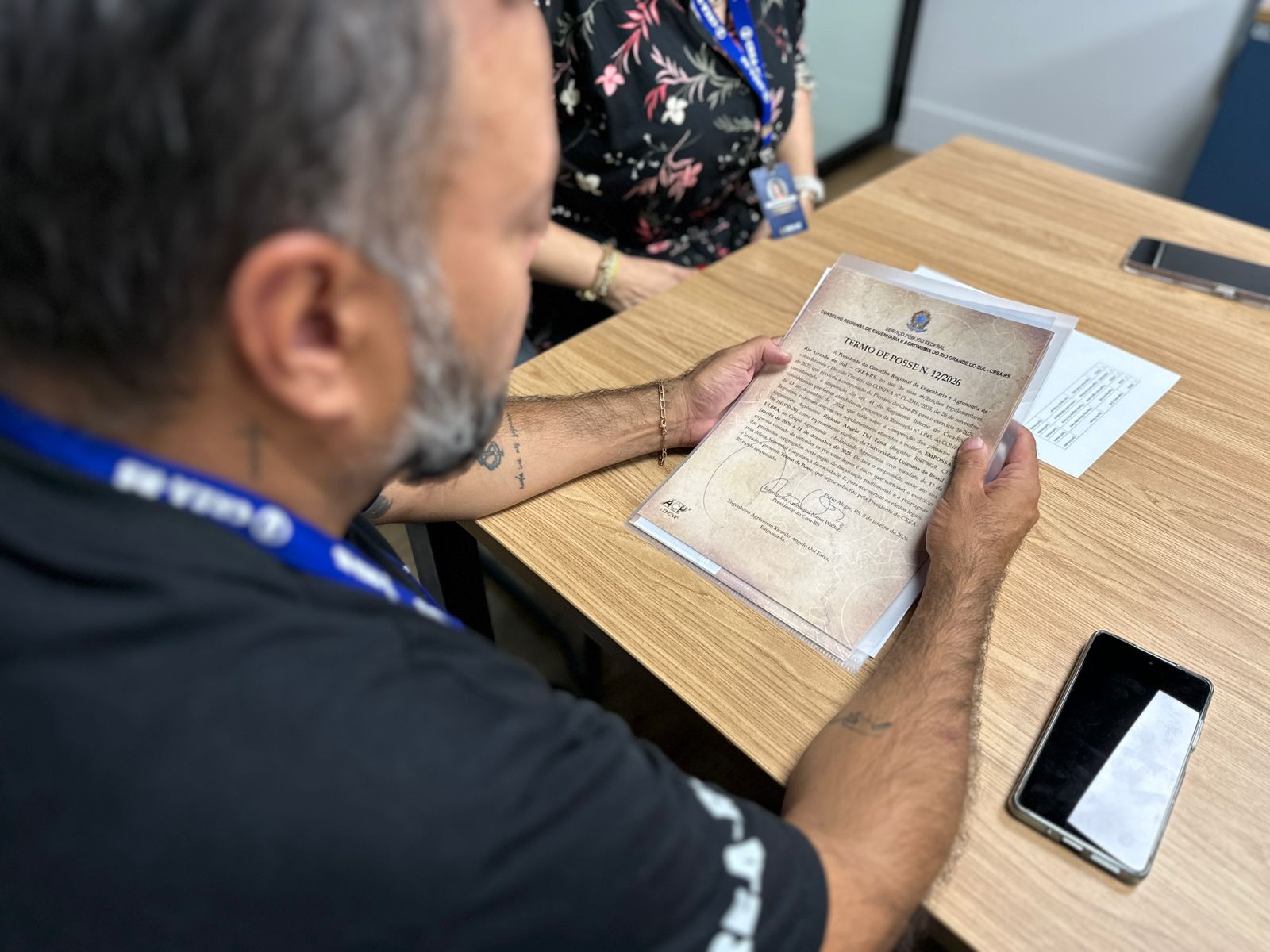 A posse ocorreu no formato online